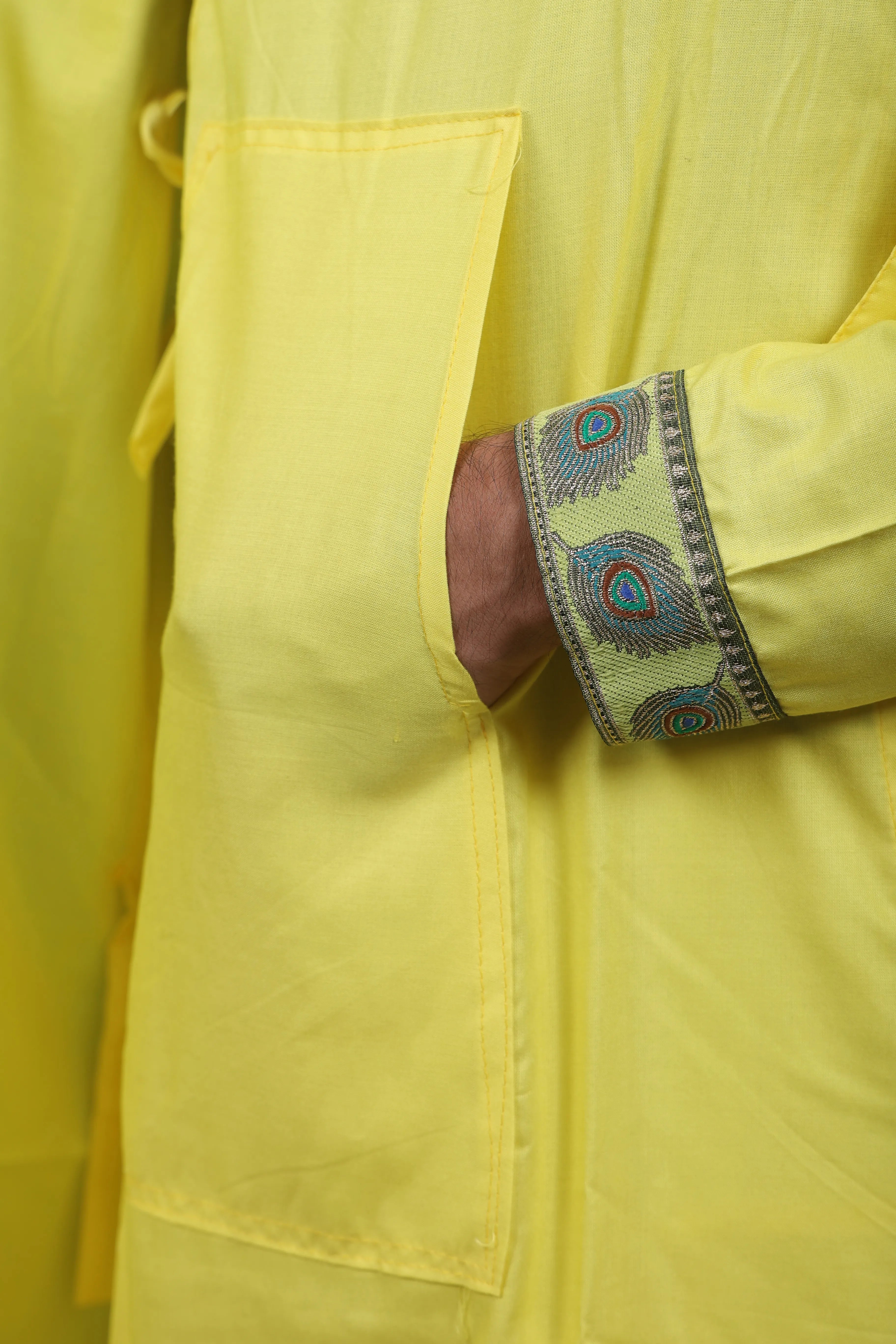 Traditional Bagalbandi Dhoti Set (Mor Pankh) with readymade dhoti and dupatta