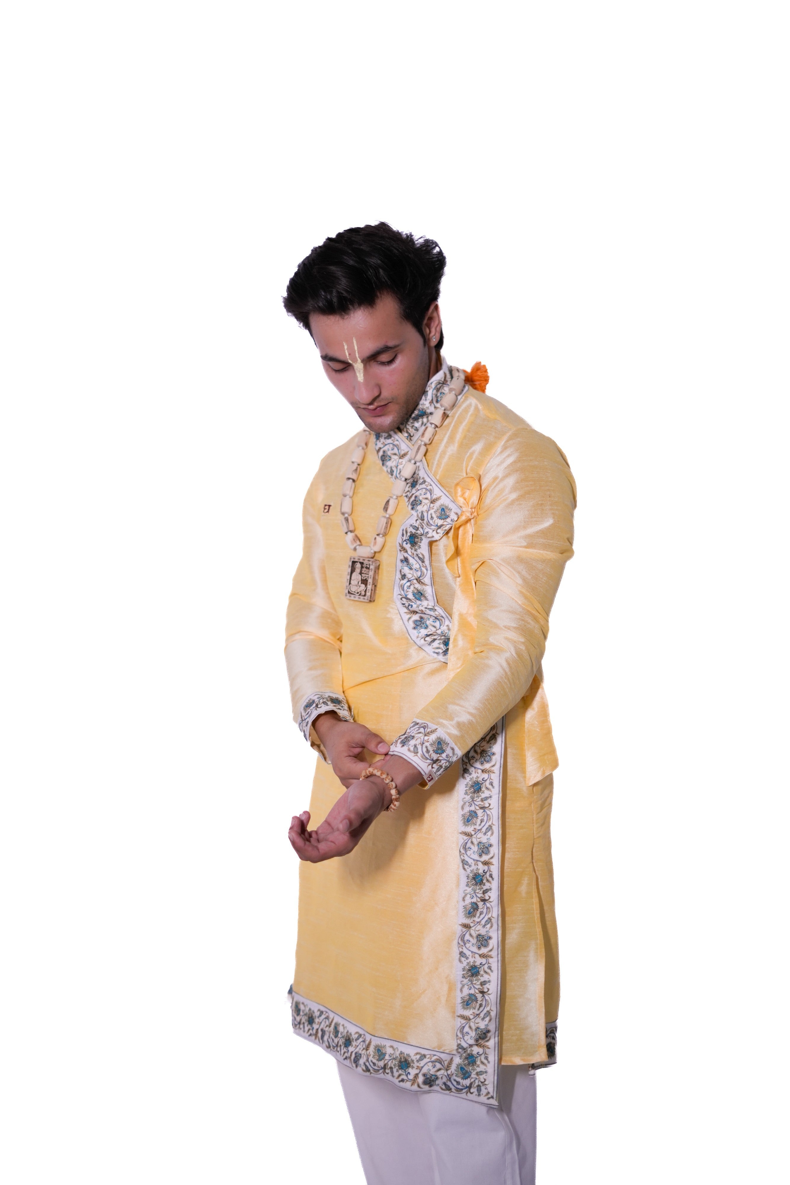 Kanish Border Bagalbandhi - Cream