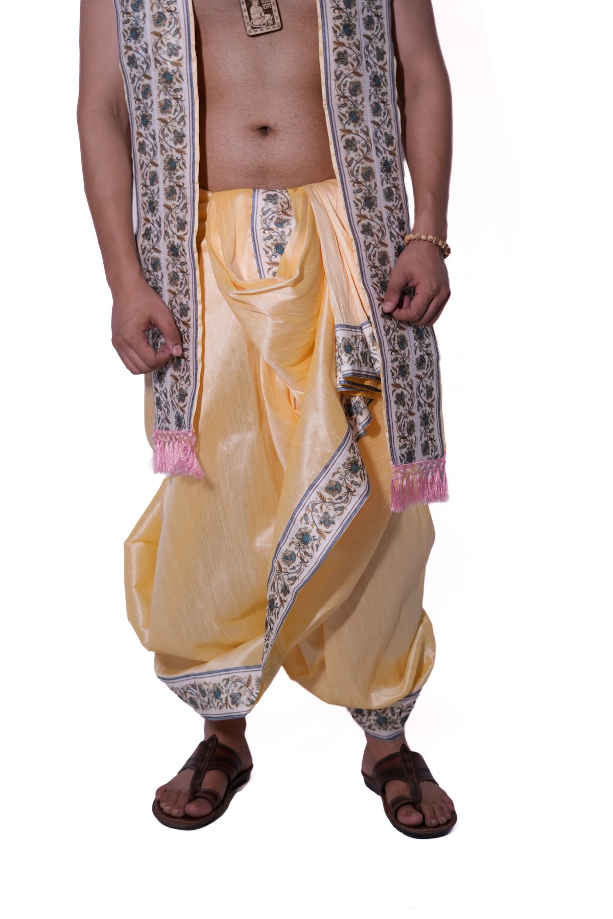 Kanish Border Bagalbandhi Set- Cream