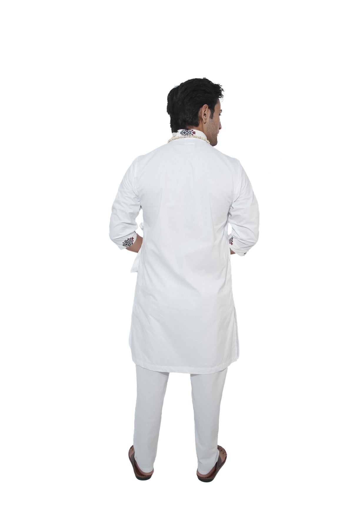 VAIṢṆAVA Bagalabandhi - White