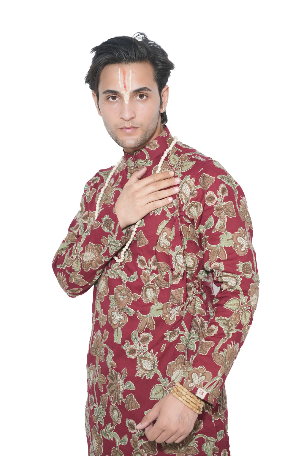 Sridhar Bagalabandhi And Dhoti Set- Maroon