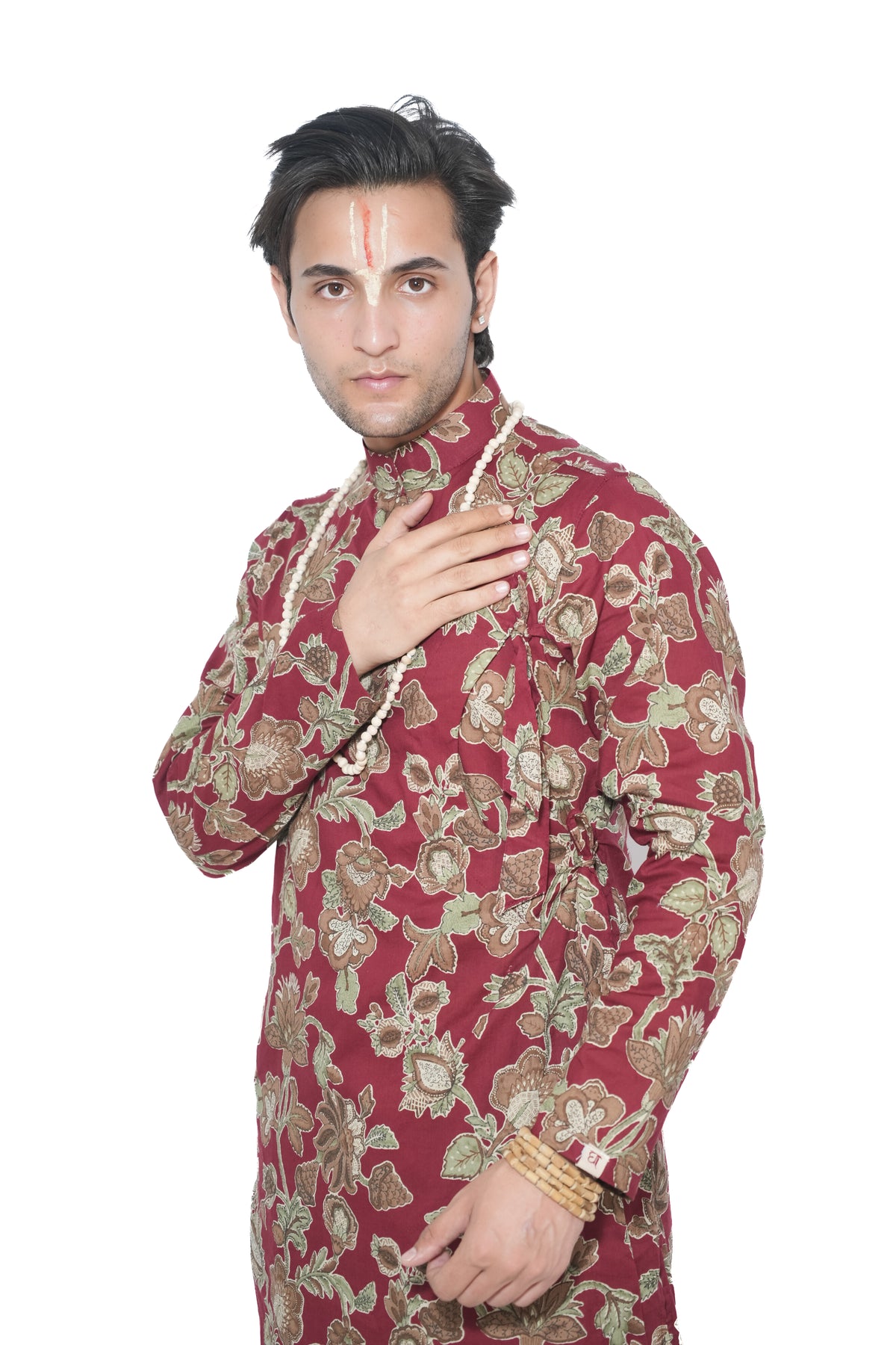 Sridhar Bagalabandhi And Dhoti Set- Maroon